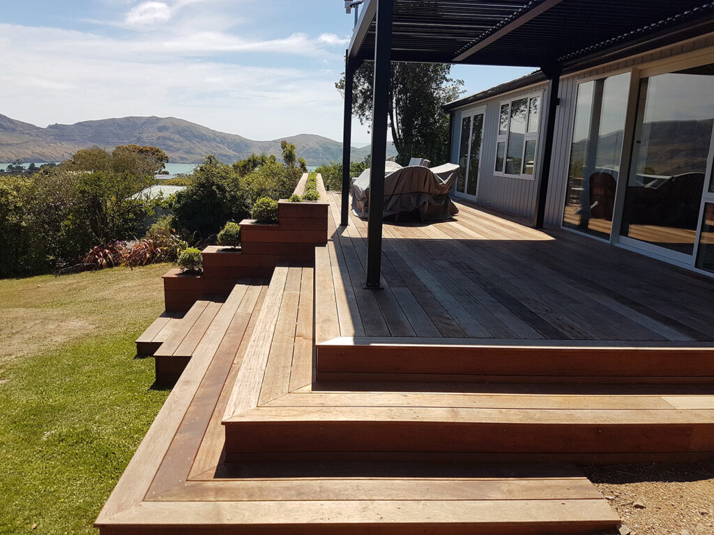 Banks Peninsula Hillside build
